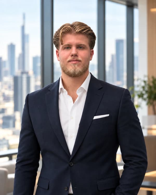 Besir Zeqiri, Kundenberater bei MyInvest Pro